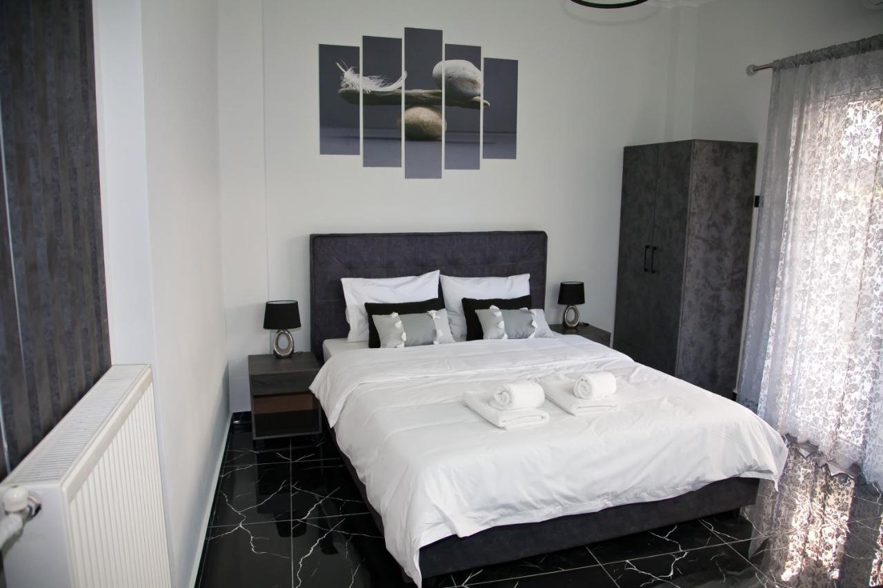 Chris Luxury Studio อิโออันนินา ภายนอก รูปภาพ